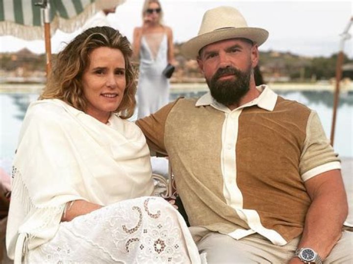 Unveiling The Identity Of Ethan Suplee's Wife: Discoveries & Insights