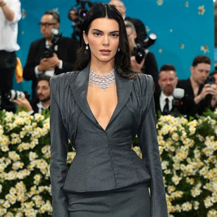 Unveiling The Magic Of Kendall Jenner's Jessie Costume: Discoveries And Revelations